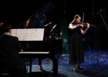 Nuskambėjo Vilkaviškio muzikos mokyklos IV ciklo koncertas „Kai riešutai žydės“