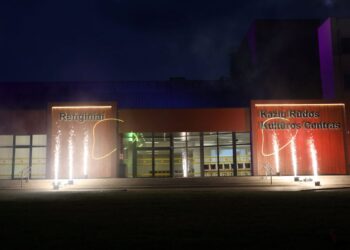 Oficialiai atidarytas Kazlų Rūdos kultūros centras