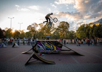 Penktadienio vakarą marijampoliečių kraują kaitino „Ekstremali naktis“