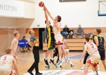 Sezoną Kazlų Rūdos „Ataka“-Kauno Kolegija pradėjo solidžia pergale