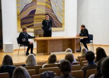 Švietimo problemos nagrinėtos interaktyviu diskusijų vaidinimu