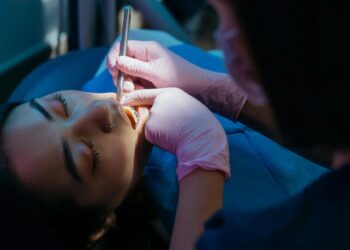 Ar dantų higiena gali apsaugoti nuo dantų ir dantenų ligų?