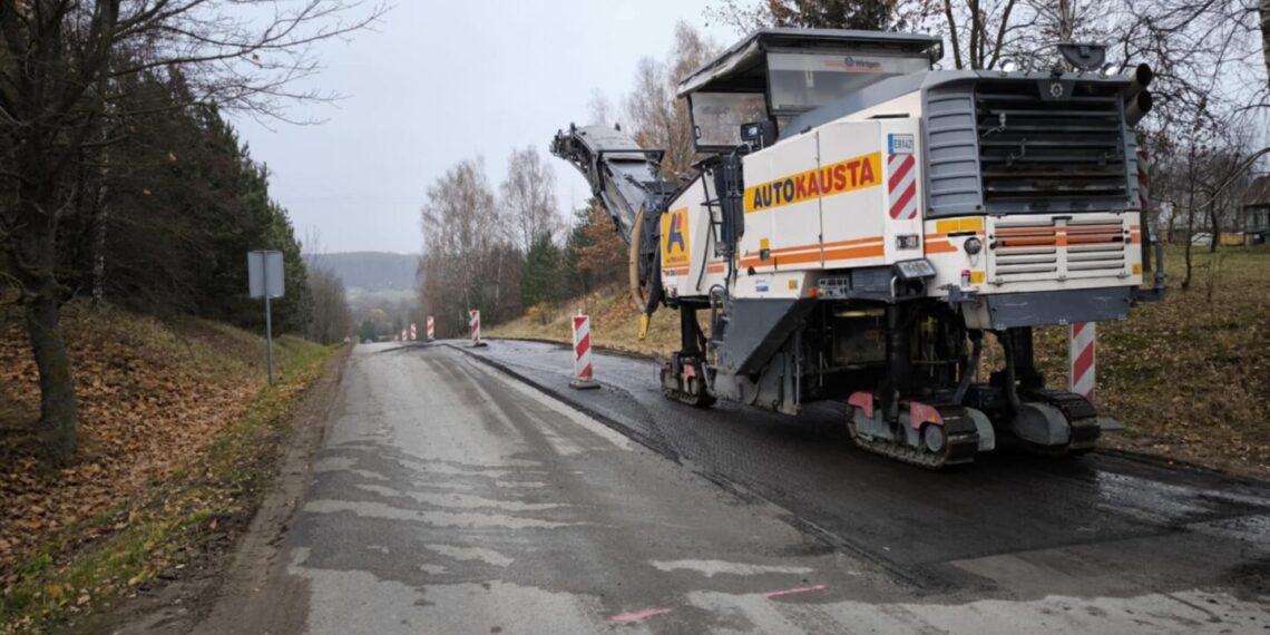 Infrastruktūros gerinimo darbai Šakių rajone vyksta nepaisant artėjančio šaltojo sezono