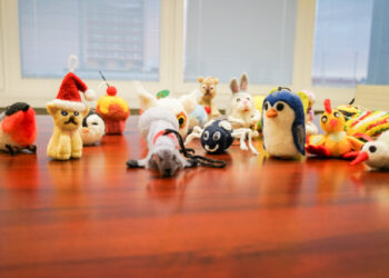 Marijampolės bendruomenė prisijungė prie kasmetinės Kalėdų bendrystės tradicijos „Mylimiausias mano vaikystės žaislas“