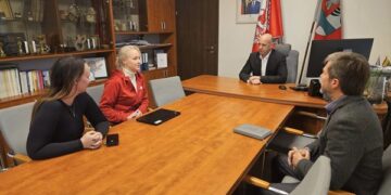 Šakiuose su Raudonojo Kryžiaus atstovėmis aptarti civilinės saugos mokymai