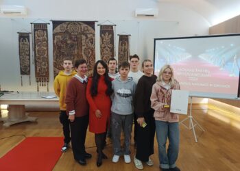 Marijampolės PRC Mokinių taryba laimėjo nominaciją „Metų Konstitucijos ambasadoriai“ už veiklas žmogaus teisių ir pareigų ugdymui