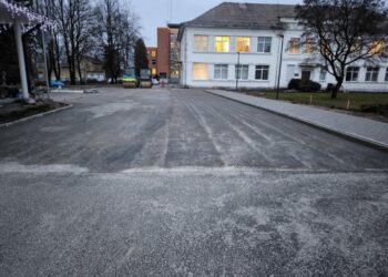 Šventinė dovana Šakių rajonui - atnaujintas Šakių PASPC kiemas