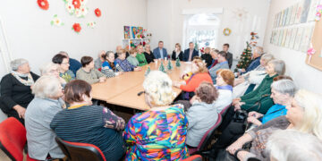 Marijampolės krašto samariečių bendrijos popietėje – jaukus artėjančių švenčių laukimas