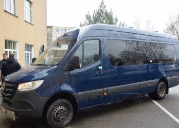 Vilkaviškio „Aušros“ gimnazijos mokinius vežios naujas mokyklinis autobusiukas