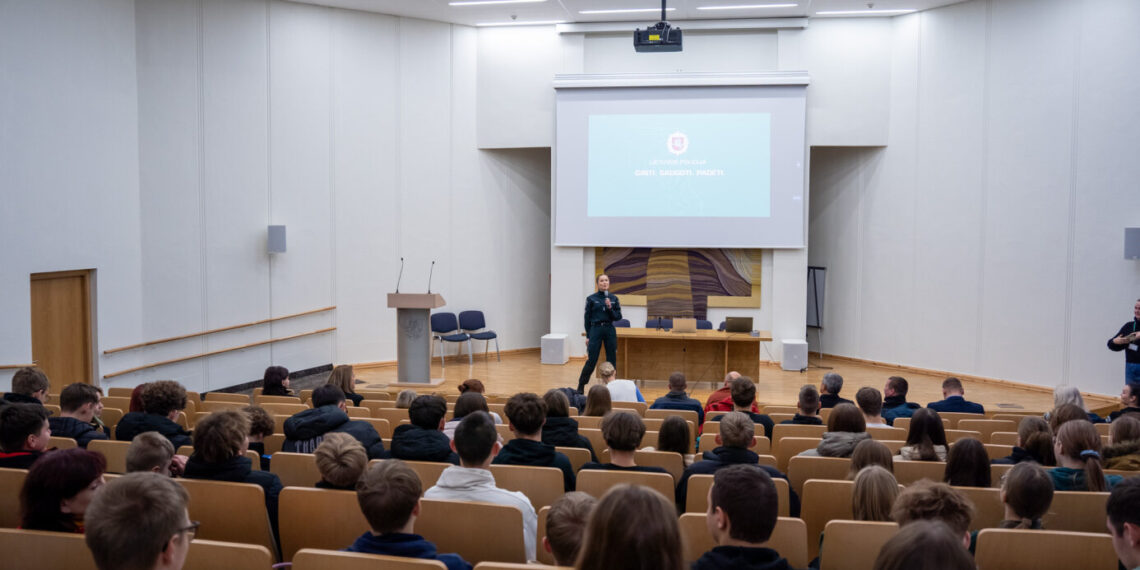 Marijampolės jaunimas domėjosi apie išsilaisvinimą iš priklausomybių gniaužtų