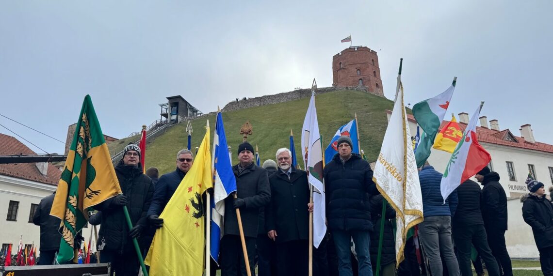 Vilkaviškio rajono vėliavos plevėsavo istorinio minėjimo metu