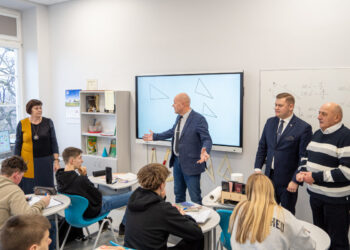 Marijampolės švietimo įstaigoms - savivaldybės atstovų dėmesys