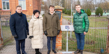 Švietimo paveldo istorijai įamžinti – informacinė lentelė prie Marijonų gimnazijos