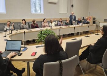 Švietimo tarybos posėdyje - pažintis ir pirmieji sprendimai