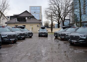 Pasieniečiai už ES lėšas įsigijo 13 naujų visureigių