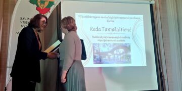 „Metų specialisto“ apdovanojimuose - garbių svečių dėmesys specialistams