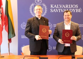 Pasirašyta Dovanojimo sutartis su Lietuvos evangelikų liuteronų bažnyčia