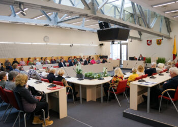 Savivaldybės vadovai susitiko su Trečiojo amžiaus universiteto bendruomene