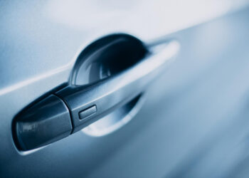 Automobilio durelės