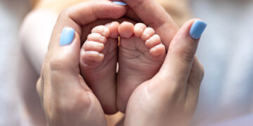 Rūpinimasis naujagimiu