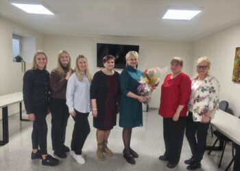 Istorinis momentas - pirmosios Lietuvoje pedagogo padėjėjos!