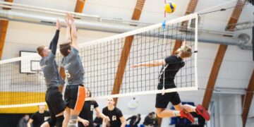 Kazlų Rūdos tinklinio 4×4 tinklinio pirmenybių ketvirtame ture – nei vienos komandos, kuri neprarastų taškų