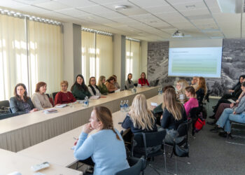Marijampolėje diskutuota su pagalbos į namus ir dienos socialinės globos paslaugų teikėjais