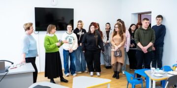 Marijampolės profesinio rengimo centre lankėsi Marijampolės ukrainiečių bendruomenė
