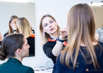 Marijonų gimnazijos mokinėms - grožio pasaulio paslaptys