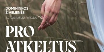 FOTOGRAFIJŲ PARODA „PRO ATKELTUS VARTUS“