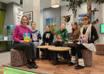 Knygų klubo „Bibliofanai“ nariai lankėsi Tauragės krašto muziejuje