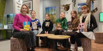 Knygų klubo „Bibliofanai“ nariai lankėsi Tauragės krašto muziejuje