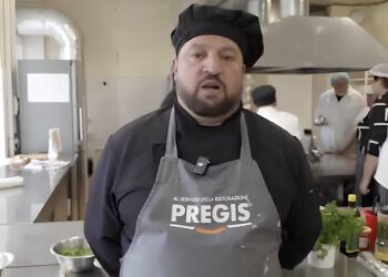 Marijampolės PRC mokiniams gaminimo paslaptis atskleidė šefas iš Italijos