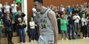 „Perlas“ darsyk smogė „Žalgiriui-2“ ir atsidūrė per žingsnį nuo finalo