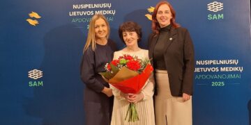 Viešosios įstaigos Kalvarijos savivaldybės sveikatos centro gydytojai – Nusipelniusio Lietuvos gydytojo apdovanojimas