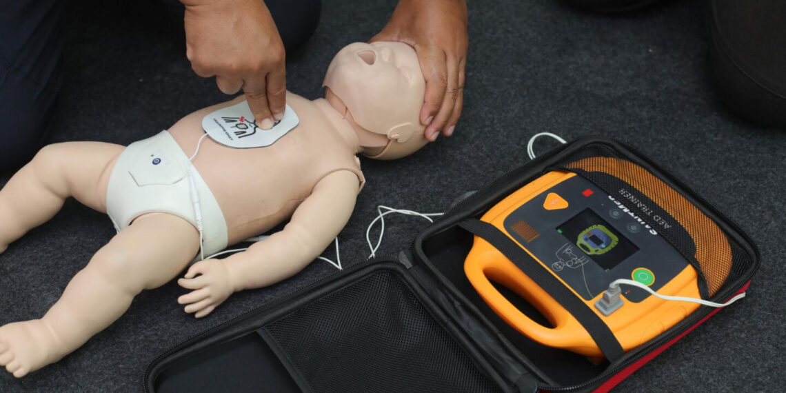 Automatinis išorinis defibriliatorius