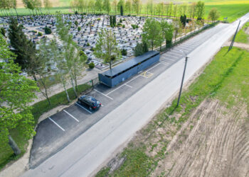 Prie Naujųjų kapinių – atnaujintos visos keturios automobilių stovėjimo aikštelės