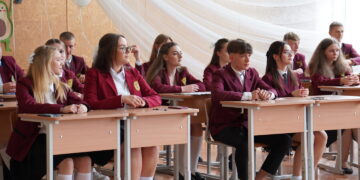 Vilkaviškio rajono savivaldybės abiturientams aidėjo paskutinis skambutis