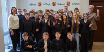 Smalsūs Marijampolės Petro Armino progimnazijos penktokai apsilankė pas merą