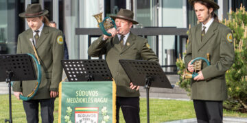 Marijampolėje iškilmingai atidarytos tarptautinės šaudymo varžybos „Grand Prix of Lithuania 2025 Compak Sporting“