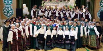 Šventiškai paminėtas šokių kolektyvo „Žaltytis“ jubiliejus