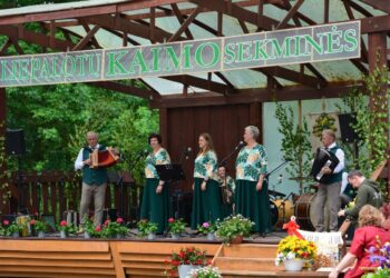 Liepalotuose nuaidėjo tradicinė Sekminių šventė