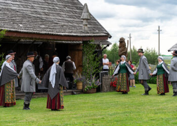 Klojimo teatro „Gegnė“ kieme įvyko jau 41-oji tradicinė Sekminių šventė