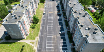 Marijampolėje baigti dar vienos automobilių stovėjimo aikštelės atnaujinimo darbai