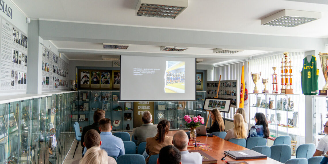 Marijampolės sporto istorijos muziejuje padėkota sporto savaitės organizatoriams ir dalyviams
