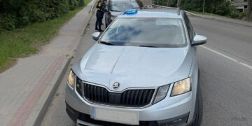 Pasieniečiai sutrukdė latviui į Vakarų Europą nugabenti penkis afrikiečius