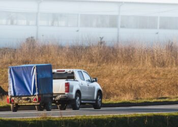 Policijos suvestinėje – įvykių margumynas: ieškoma priekaba „Regitroje“ ir 4000 eurų praradusi moteris