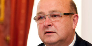 Kauno meras V. Matijošaitis partrenkė per pėsčiųjų perėją ėjusį vyrą