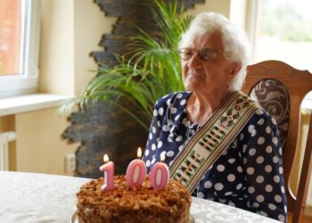 Pasveikinta šimto metų jubiliejų švenčianti Joana Stankevičienė