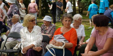 Projektas „Sveikatos labui“ suvienijo senjorus aktyviai veiklai